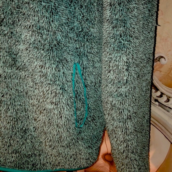 Modern Fit Fuzzy Green Pull Over Mock Neck Sweater - Picture 4 of 4